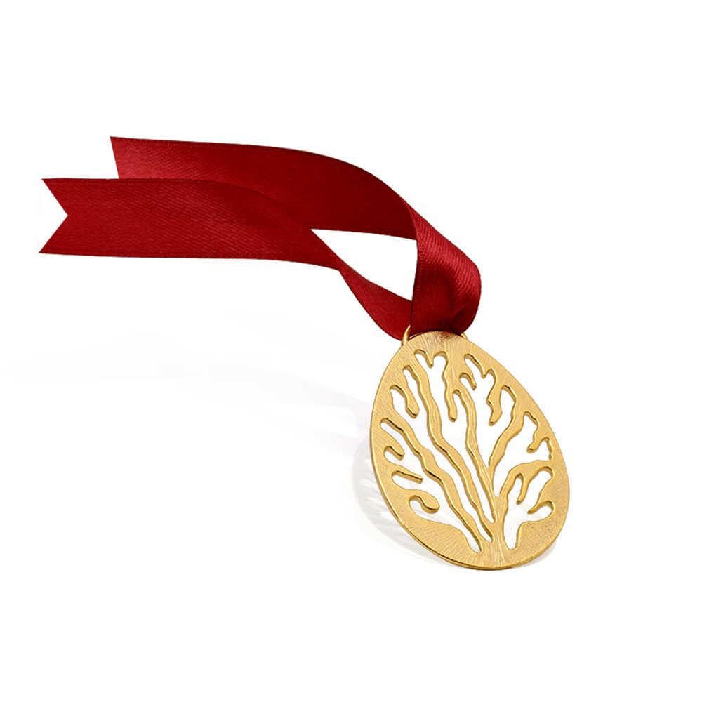 DECORATIVE EGG PENDANT WITH GOLD PLATED CORAL DESIGN