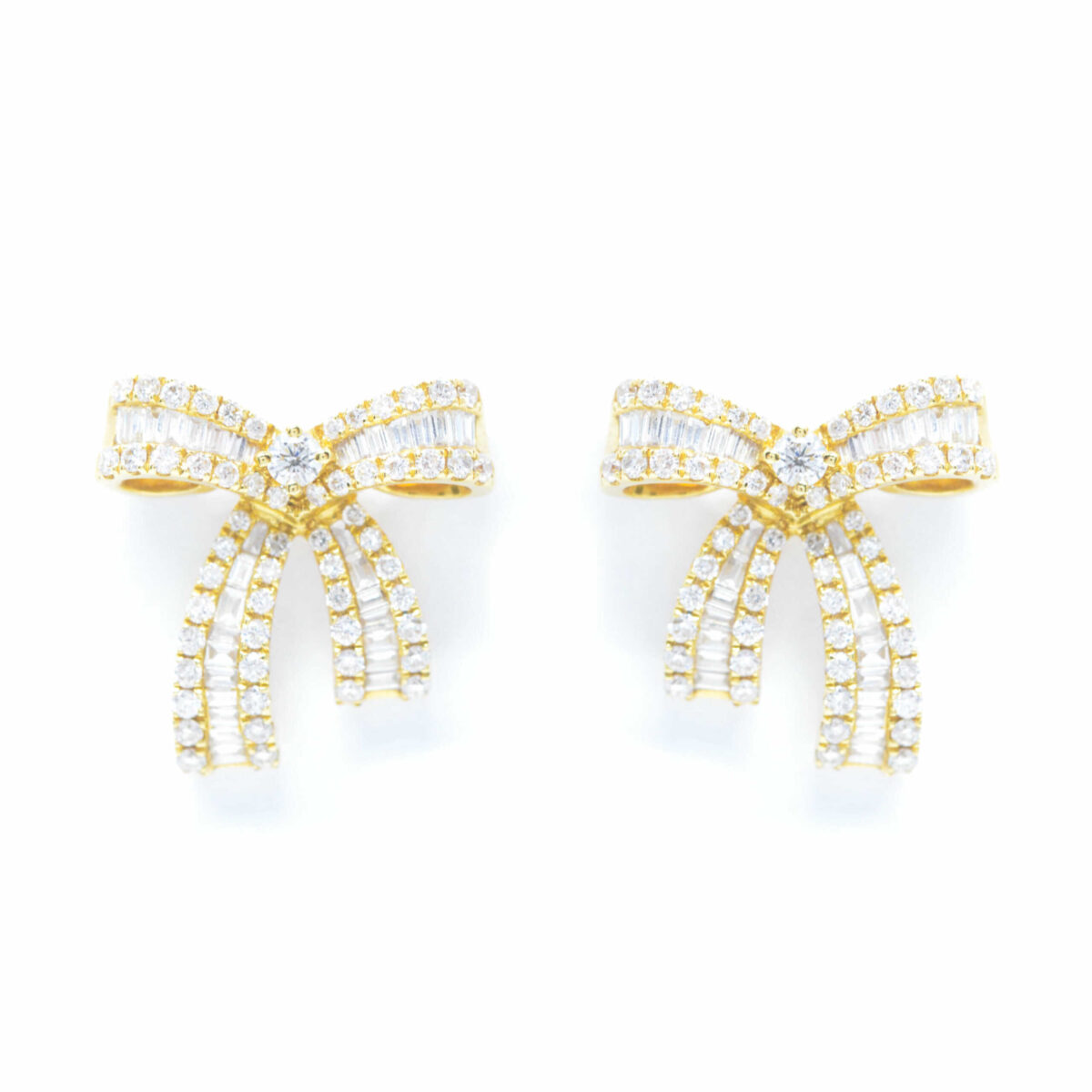 Σκουλαρίκια με διαμάντια Κ18