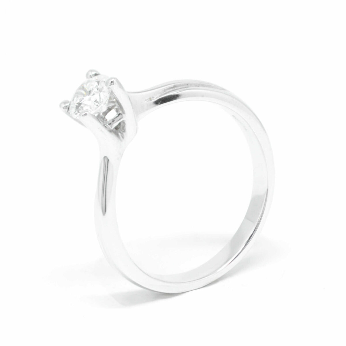 Δαχτυλίδι χρυσό με διαμάντια  Κ18