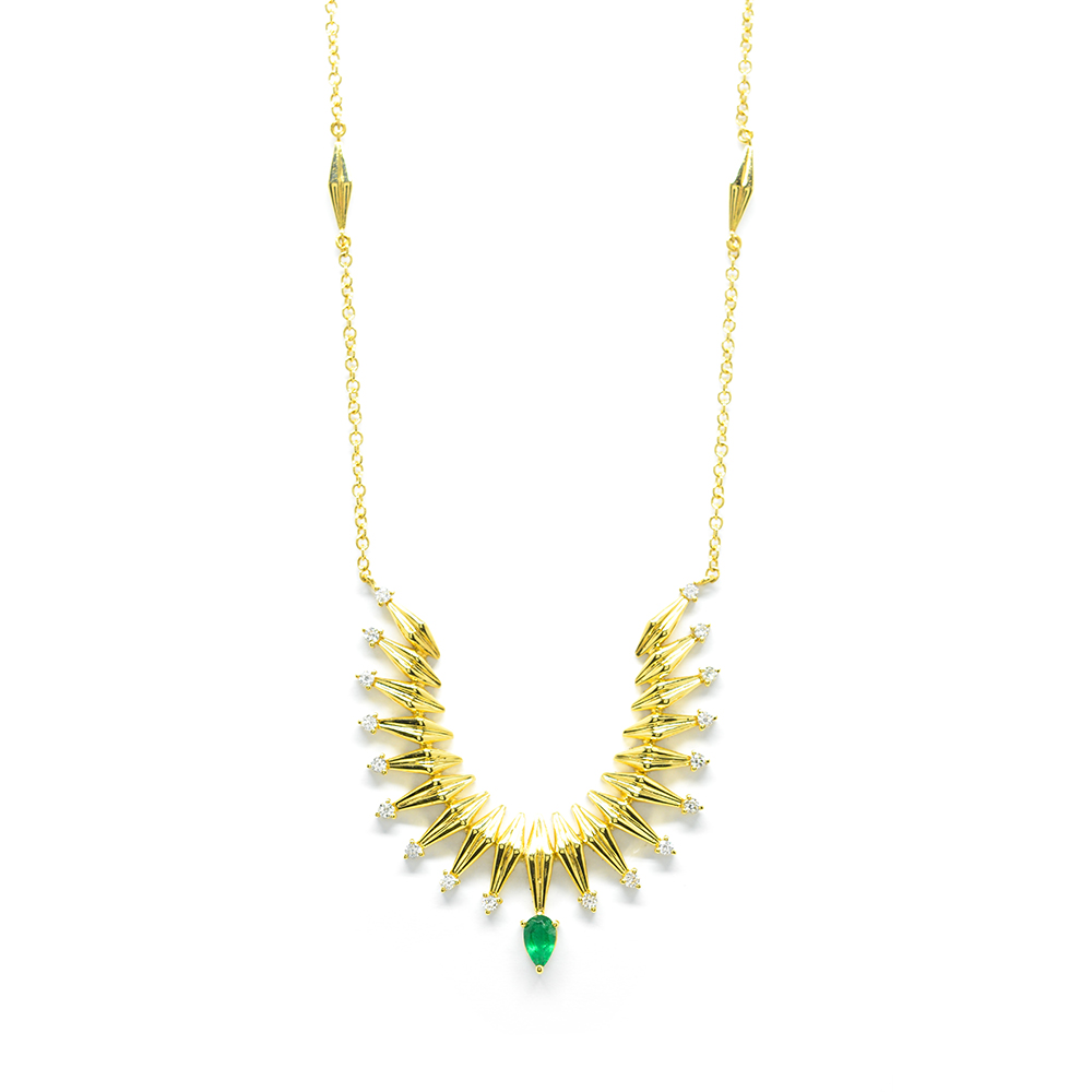 Κολλιέ μοντέρνο από κίτρινο χρυσό 18k με διαμάντια και σμαράγδι navette