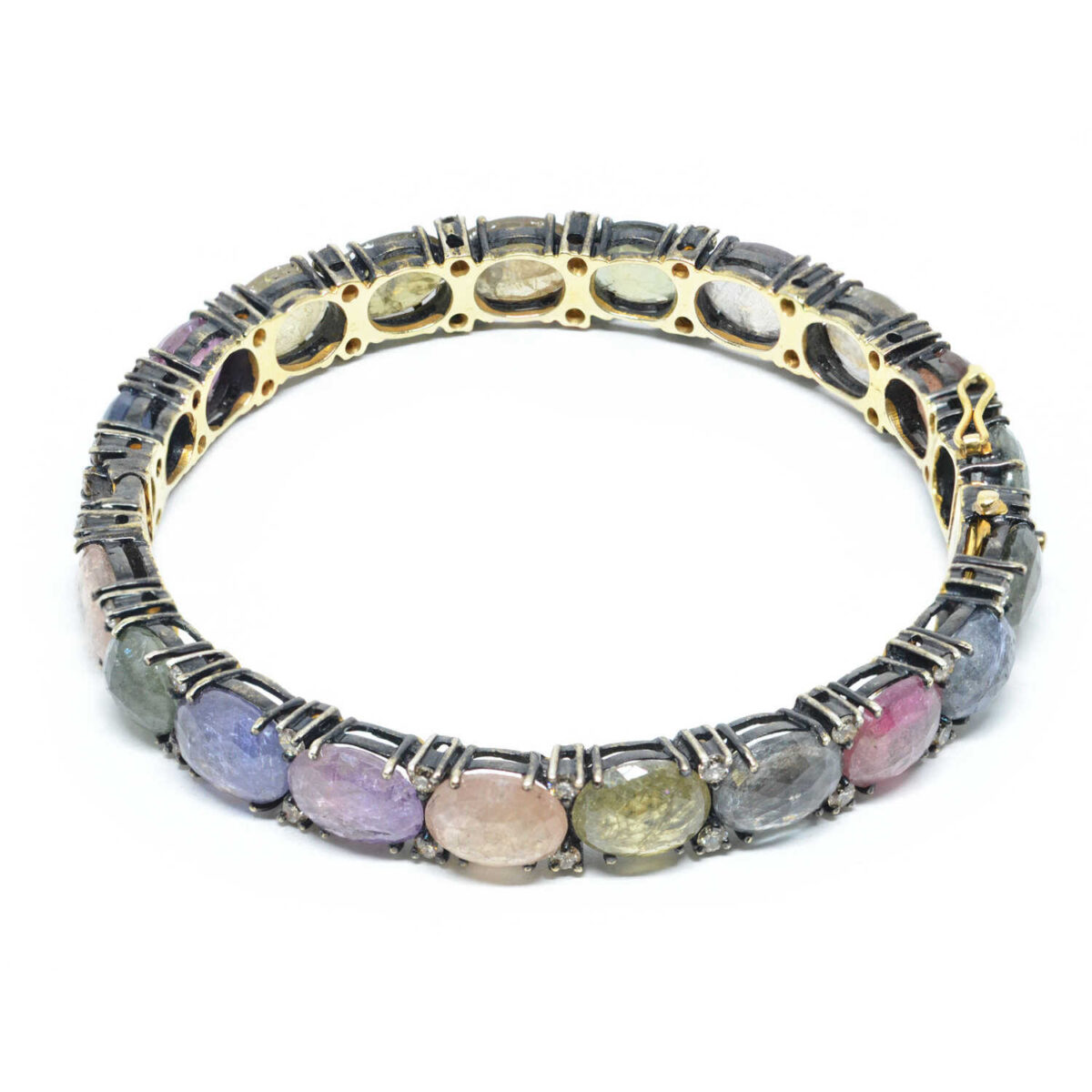 Βραχιόλι με πολύτιμες πέτρες