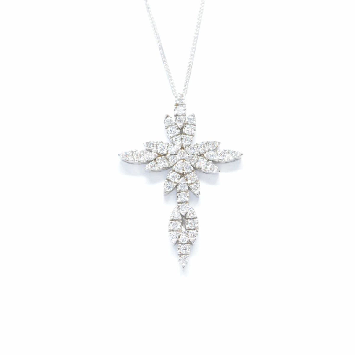 Σταυρός χρυσός με πολύτιμες πέτρες K18